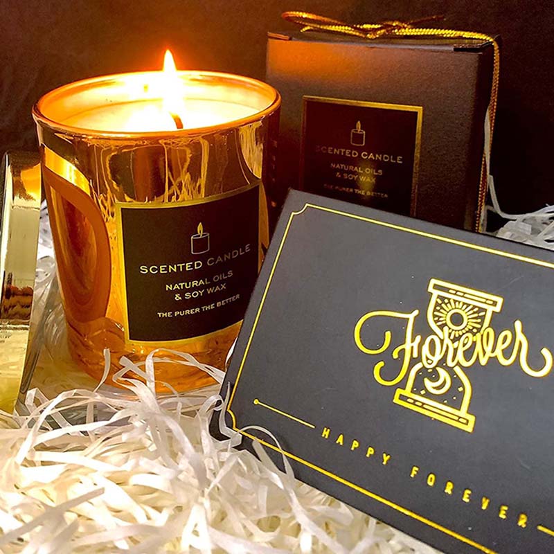 Bagong Luxurious Highly Strong Scented Natural Soy Golden Metal lidded Rose Gold Glass jar Nakakarelax na Aromatherapy Candle