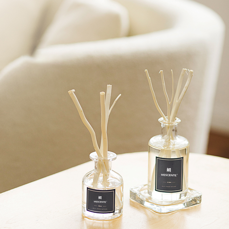 M&Scent Wholesale Luxury Glass Bottle 2022 Bagong Pagdating Pinakabagong Disenyo Reed Diffuser
