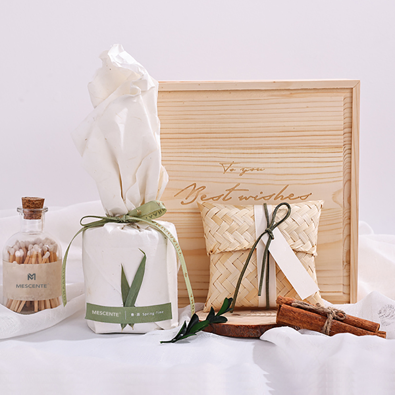 M&Scent luxury wood candle holder candles private label scented with box