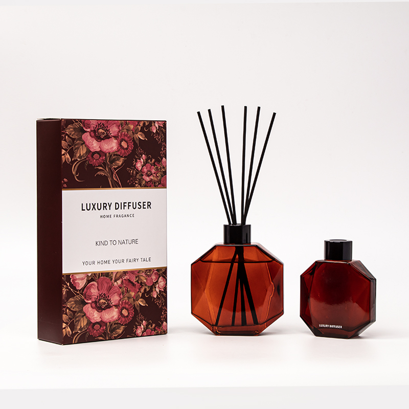 M&Scent Wholesale Luxury Custom Mini Bottle Aromatherapy Reed Diffuser Oil na may Gift Box
