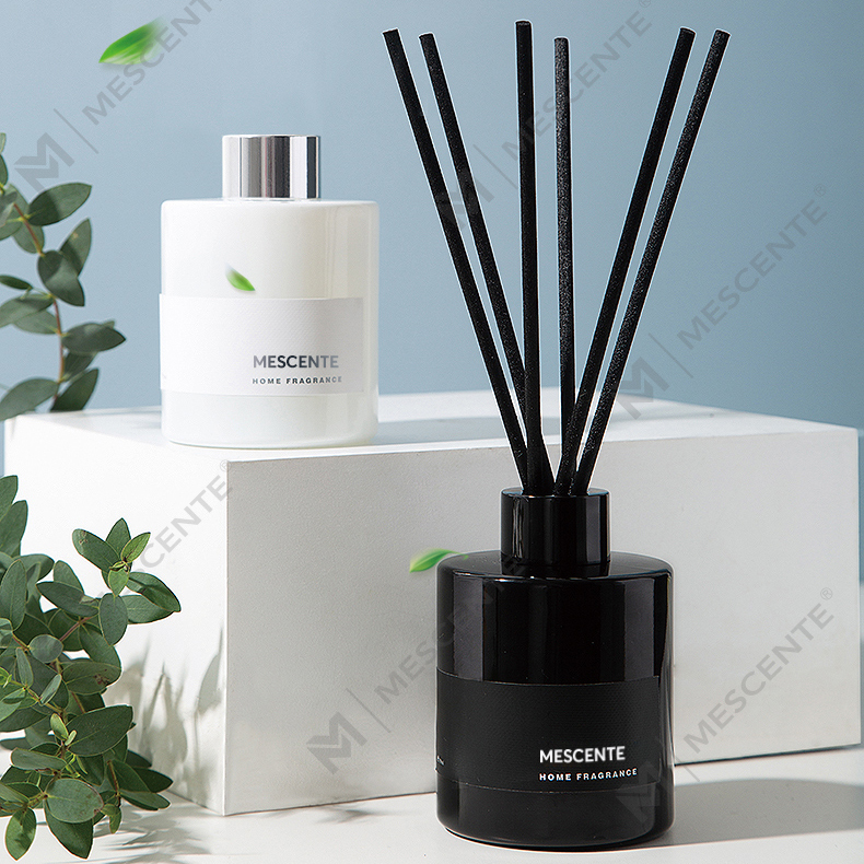 M&Scent Wholesale Luxury Private Label Decorative Flower Stick Fiber Reed Diffuser na may Stopper