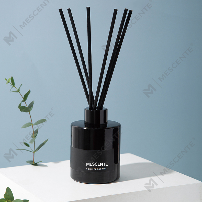 M&Scent Wholesale Luxury Private Label Decorative Flower Stick Fiber Reed Diffuser na may Stopper