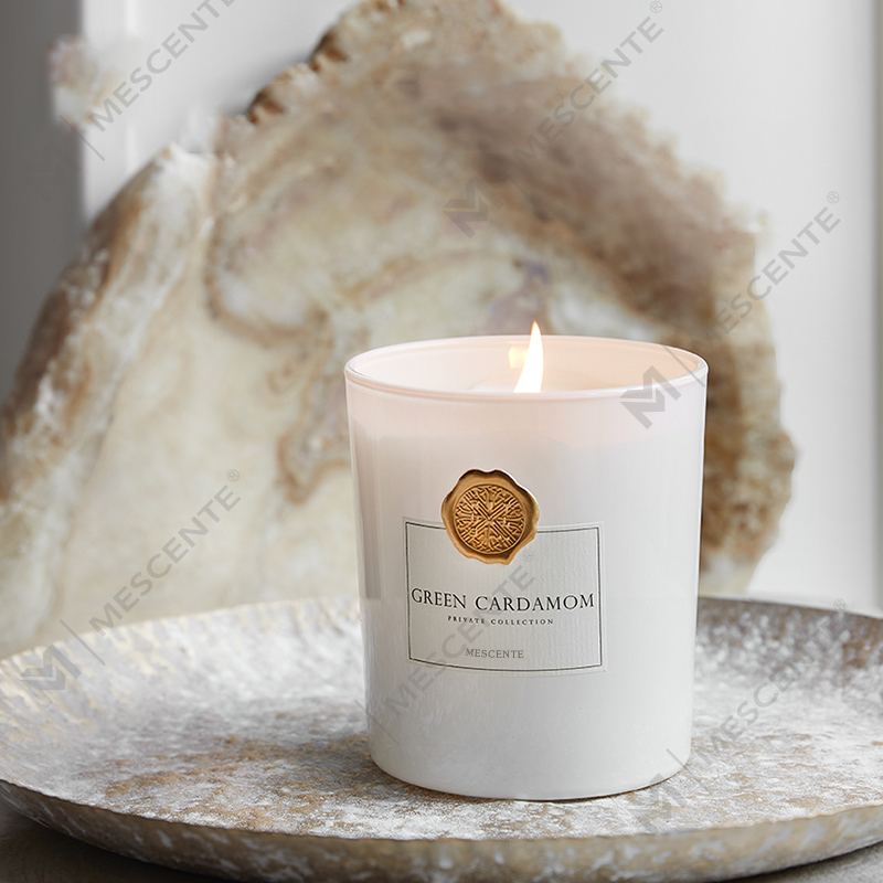 M&Scent luxury custom private label decorative glass jars na may amoy na soy wax candle