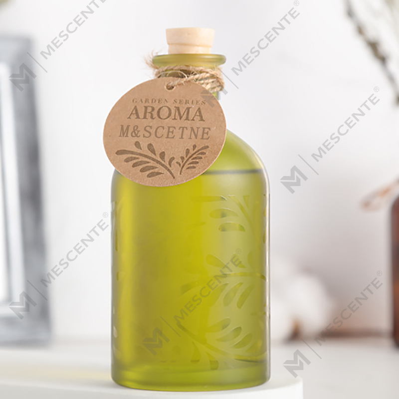 M&Scent Luxury Custom Private Label Glass Bottle Flower Liquid Reed Diffuser na May Gift Box