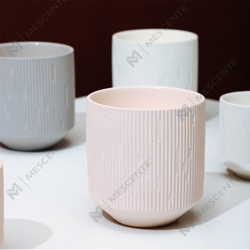 M&Scent Wholesale Luxury Ceramic Empty Square Matte Black Natatanging Amber Candle Jars na May Wooden Lid