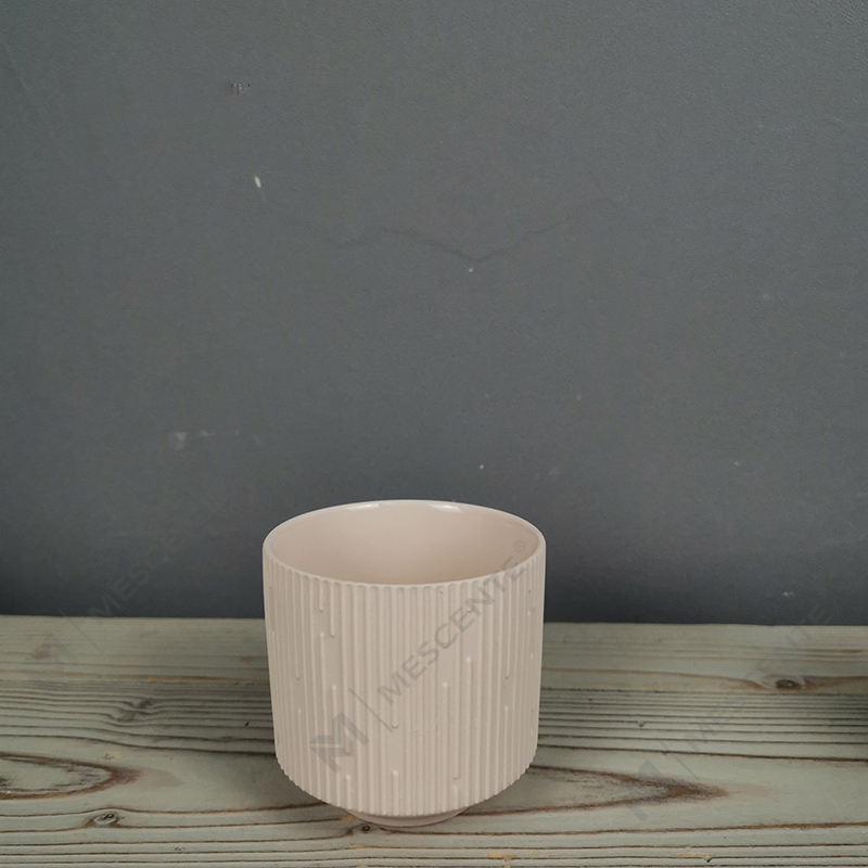 M&Scent Wholesale Luxury Ceramic Empty Square Matte Black Natatanging Amber Candle Jars na May Wooden Lid