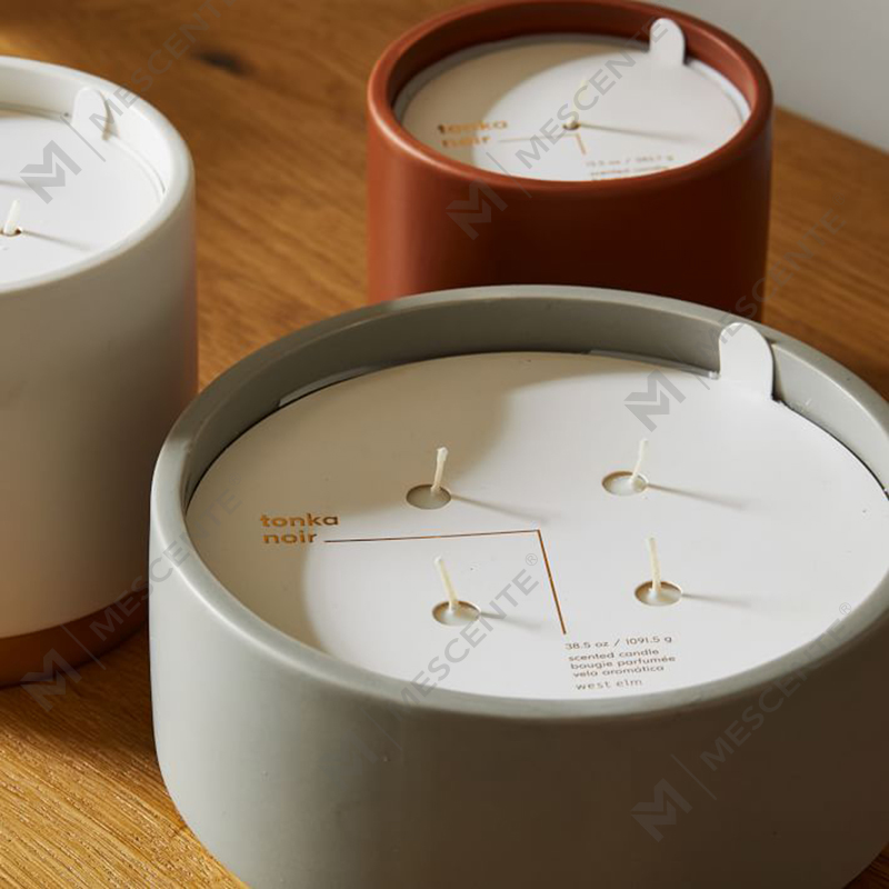 Pakyawan Libreng Pagpapadala Marangyang Customized Pribadong Label 3 Wick Soy Wax Scented Candles Nang Bultuhan