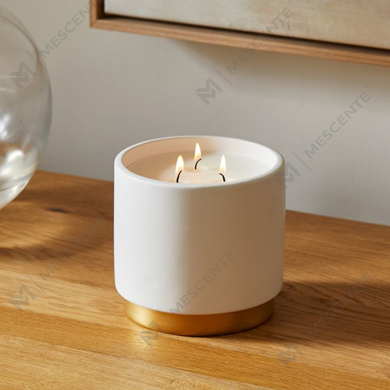Pakyawan Libreng Pagpapadala Marangyang Customized Pribadong Label 3 Wick Soy Wax Scented Candles Nang Bultuhan