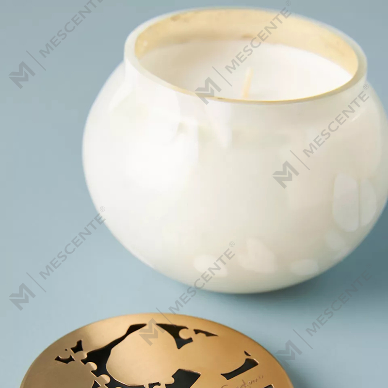 M&scent Pribadong Label Custom na Dekorasyon sa Bahay Mamahaling Glass Candle Jars Soy Wax Scented Candles na May Takip