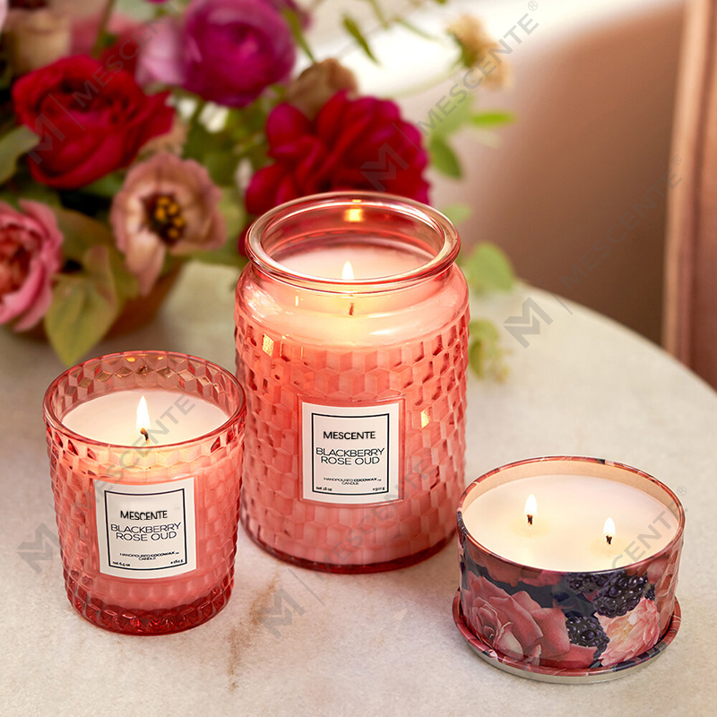 M&Scent Custom na Dekorasyon ng Pasko Blackberry Rose Oud Icon Candle