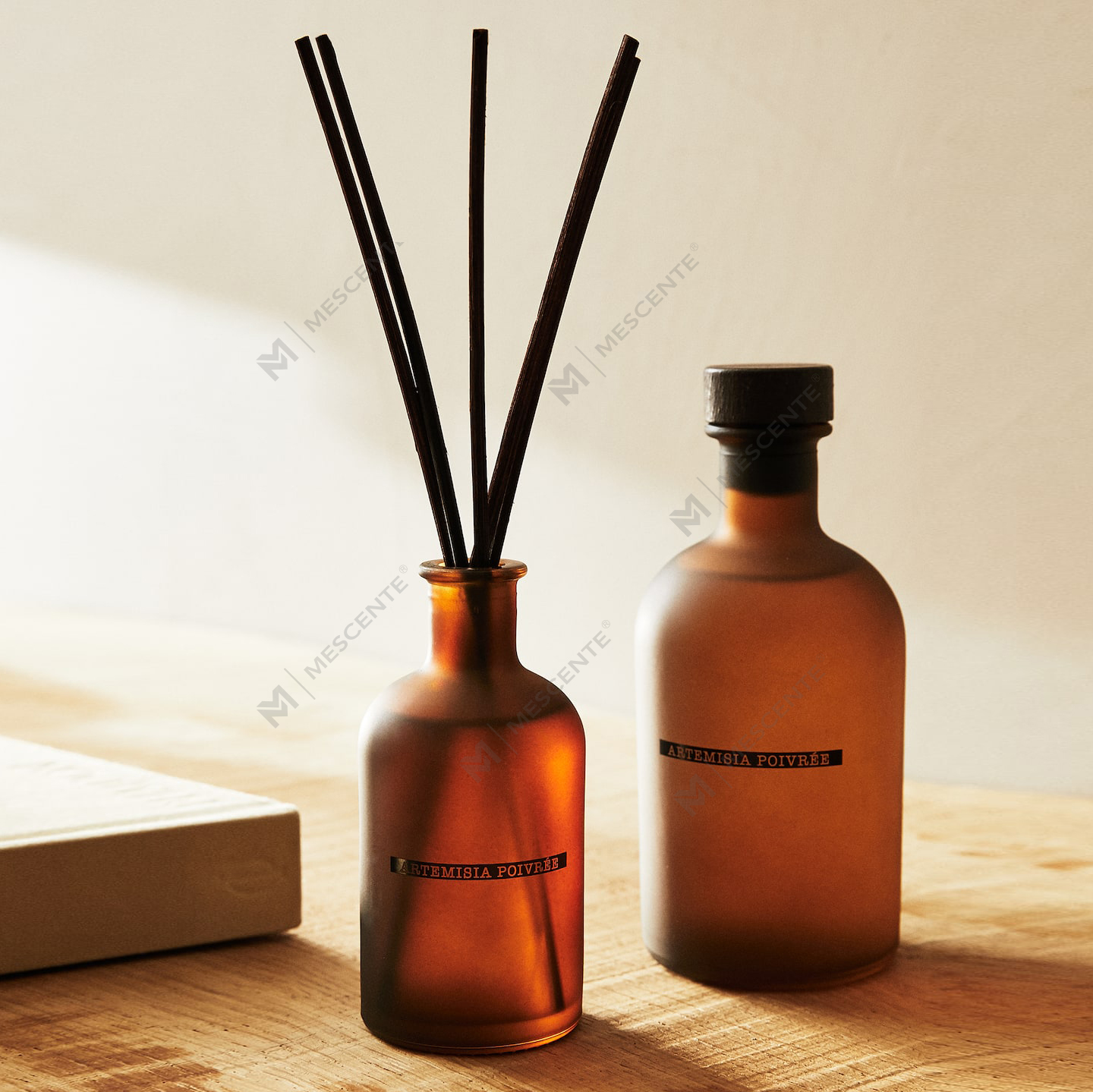 Marangyang Malaking Black Frosted Bottle 50ml 300ml Dried Flower Floral Aroma Essential Oil Reed Diffuser Oil Set Bulk